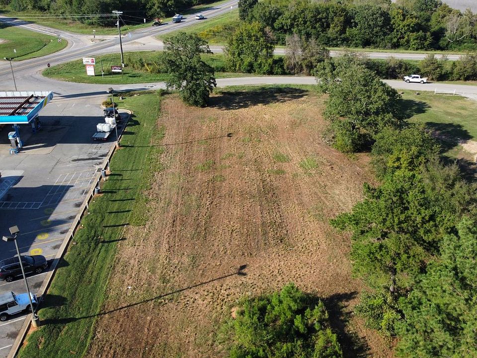 1st image of 2715 Temple Rd