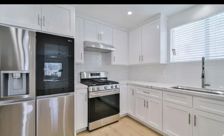 5462 Carlin St — Photo 3