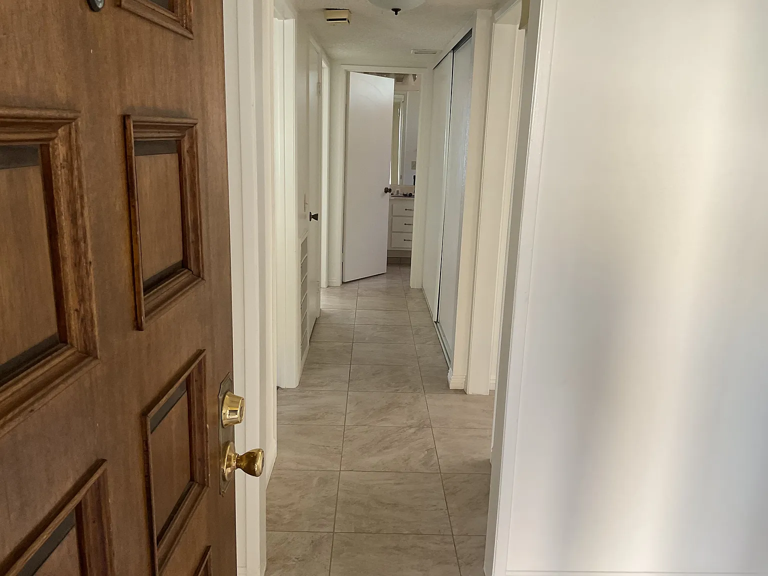 2 bed, 1228 sqft, $2,400 — Photo 1