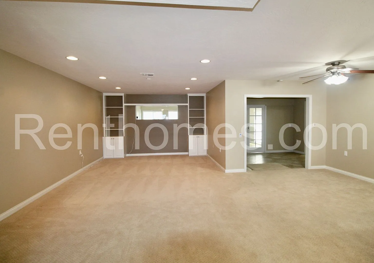 Rancho Bernardo, 55+, 16449 Felice Dr, Remodeled, Granite Counters, Air Conditioner, Garage. — Photo 2
