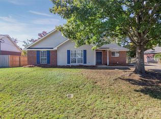 157 Cattail Curv, Millbrook, AL 36054