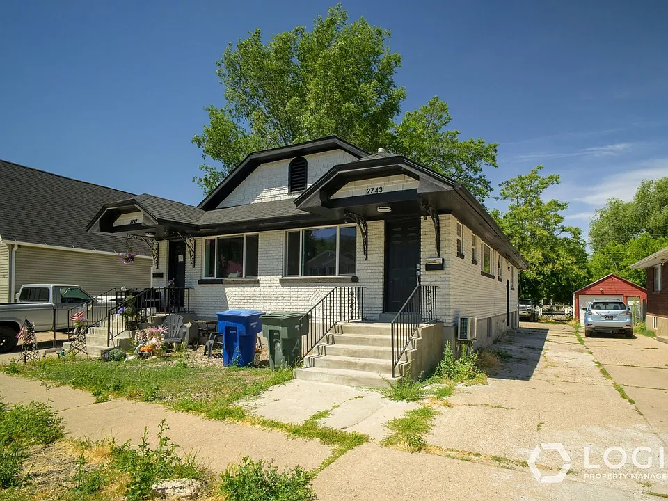 2743 Liberty Ave #B
