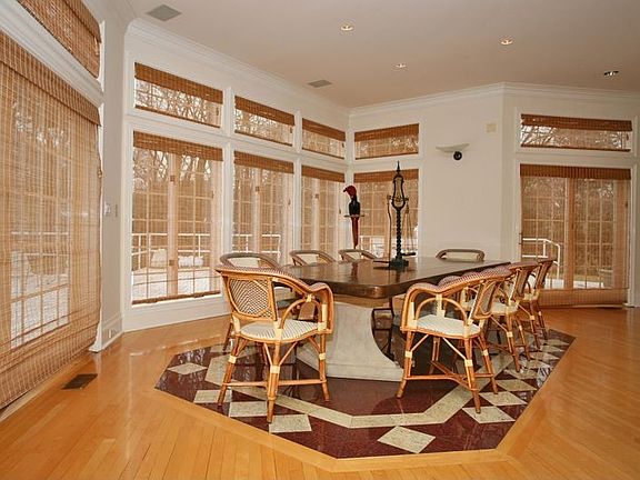 Breakfast Room