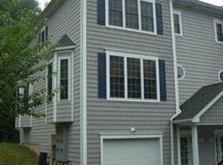 7 Partridge Ln, Farmington, CT 06032