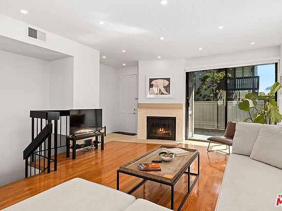4th image of 925 14th St APT 21