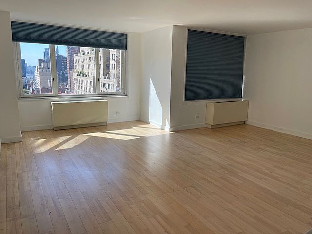 1st image of 322 W 57th St APT 25U