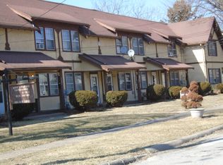 1147 29th St, Moline, IL 61265