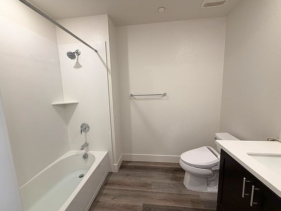 5th image of 1460 Civic Center Dr #3