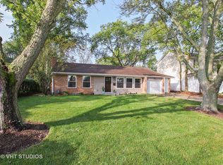 1108 Whitfield Rd, Northbrook, IL 60062