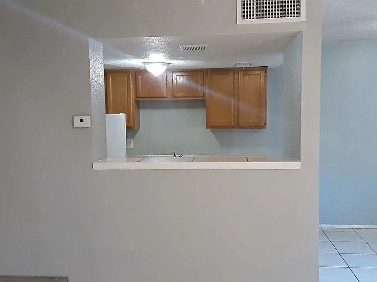 4617 E Jones Ave — Photo 9