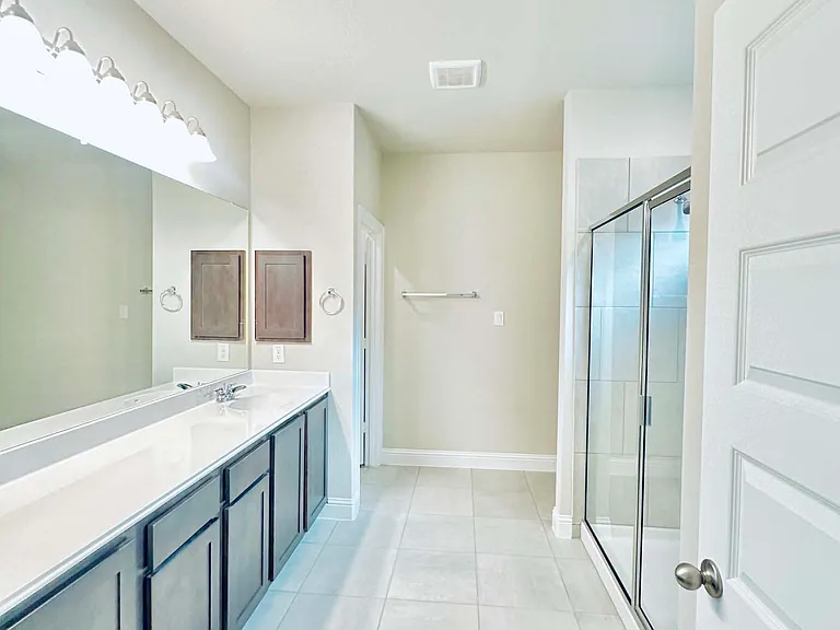 13230 Chanute Field Dr — Photo 10