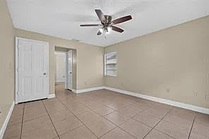 660 Royalty Ct — Photo 19