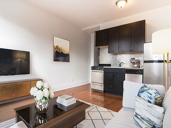 3rd image of 142 Sullivan St #222