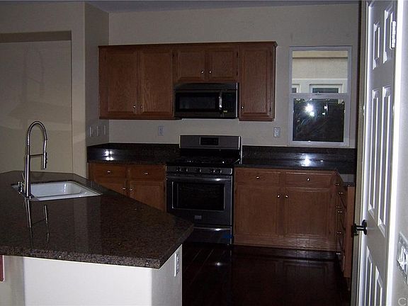 3rd image of 32577 Wildflower Dr