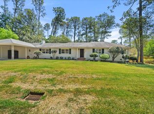 2010 Ridgeway Ln, Hattiesburg, MS 39401