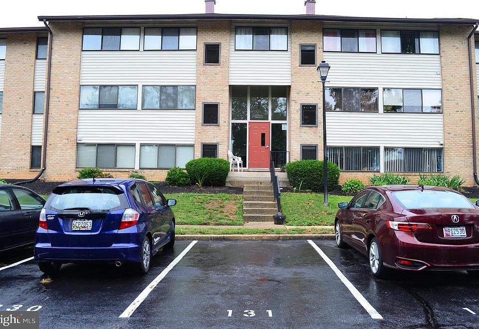 1st image of 100 Royal Oak Dr APT J
