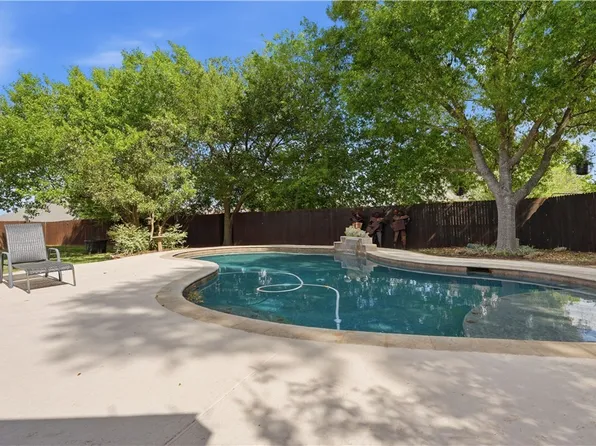 440 Oak Trce, New Braunfels, TX 78132