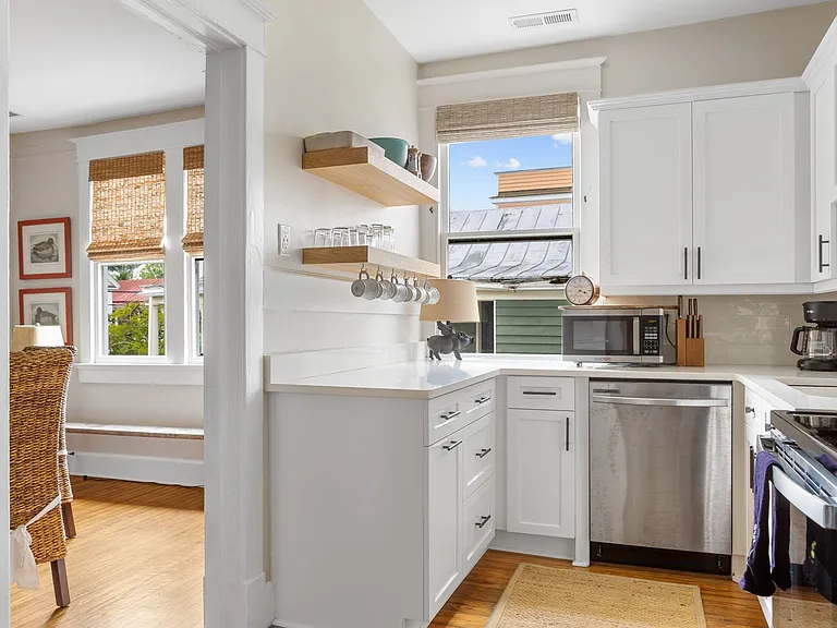 230 Rutledge Ave #B — Photo 16