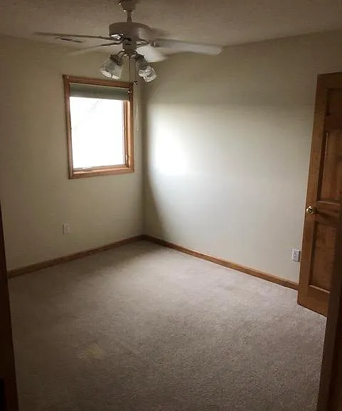 3127 Shallowbrook Dr — Photo 12