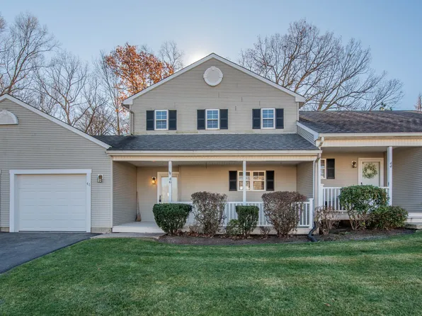 46 Dibble Hollow Lane #46, Windsor Locks, CT 06096
