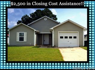 221 Attmore Dr, New Bern, NC 28560
