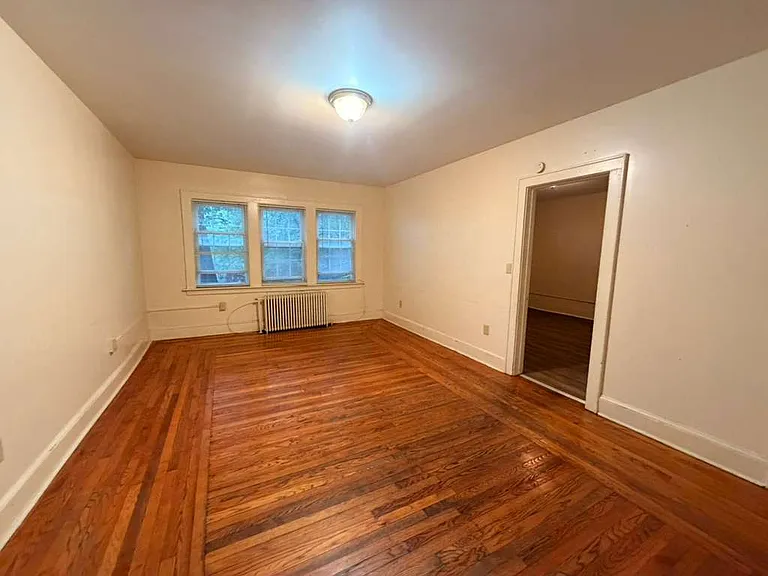 1499 Ella T Grasso Blvd #5 — Photo 2