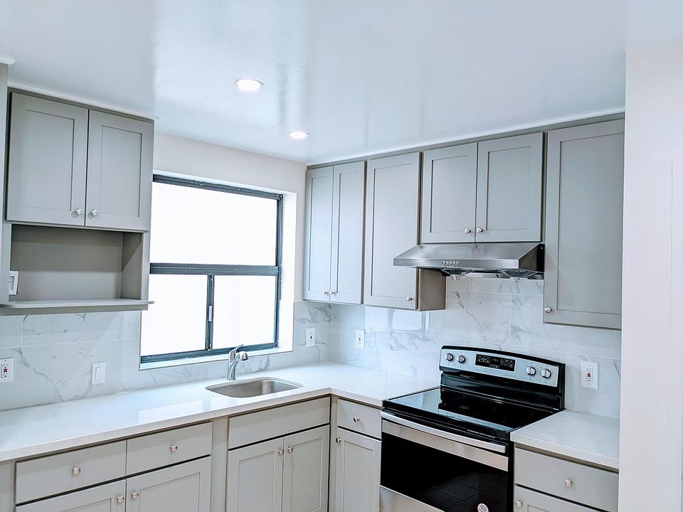1st image of 312 Higate Dr