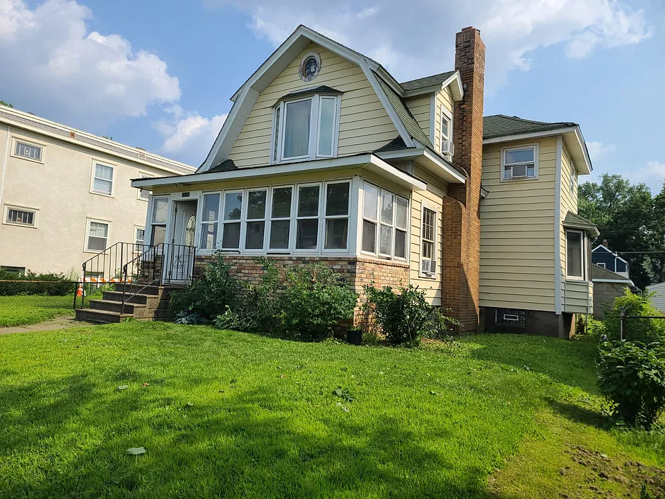 Concordia Ave