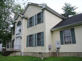 4225 Blue Mountain Xing, East Stroudsburg, PA