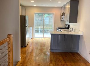 327 N State St #1, Philadelphia, PA 19104