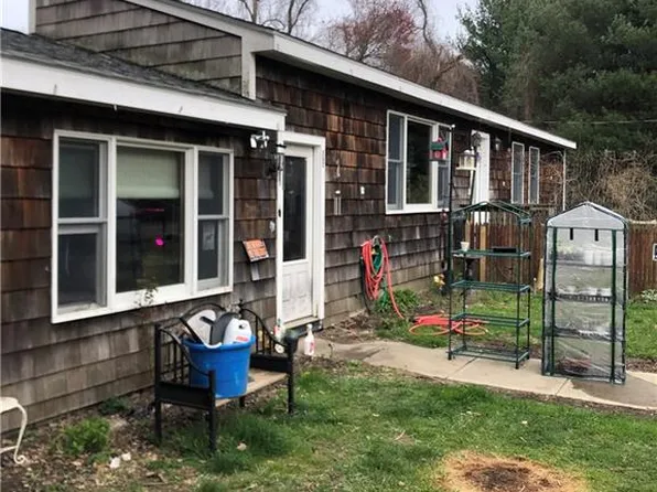 511 Stony Ln, North Kingstown, RI 02852