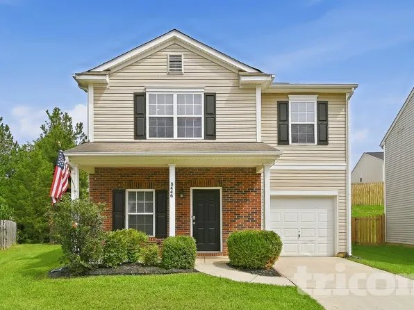 8446 Ainsworth St, Charlotte, NC 28216