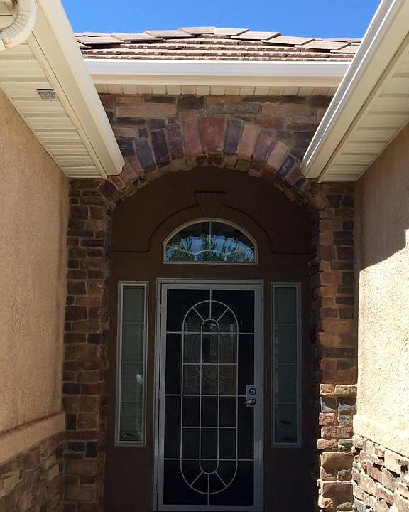 2nd image of 233 E Canterwood Dr