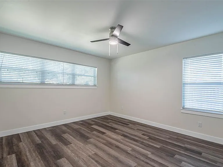 6003 De Moss Dr — Photo 9