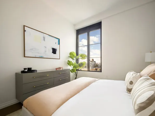 250 West 96th Street image 7 of 26