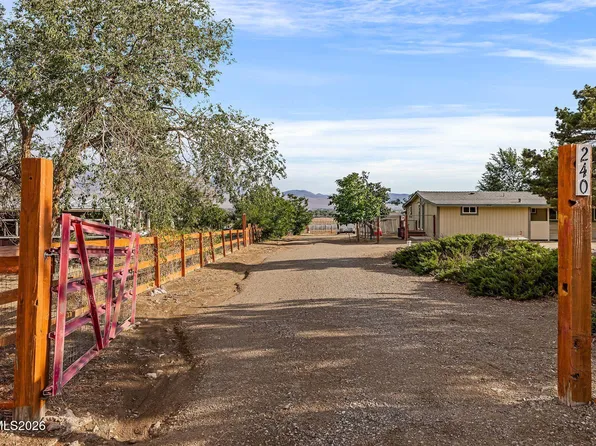 240 Wagon Wheel Way, Dayton, NV 89403