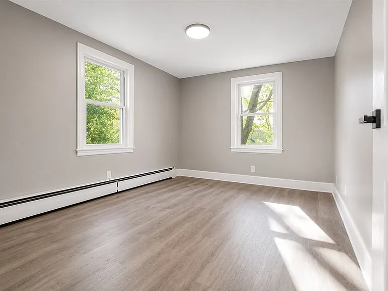 60 Howard St #1 — Photo 5
