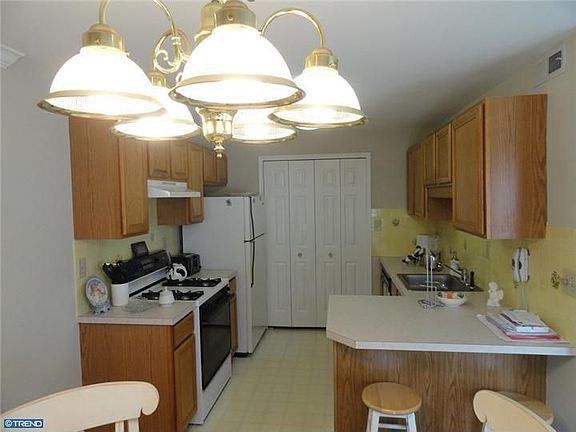 4th image of 516 Paoli Pointe Dr