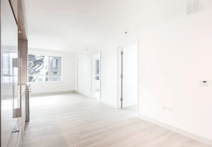 33 8th at Trinity Place — Photo 38