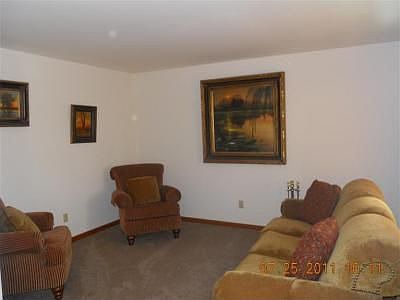 4th image of 6435 Amanda Dr
