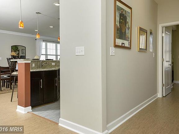 4th image of 17 Clay Lodge Ln Unit 402