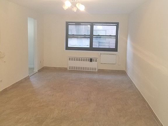 3rd image of 9431 60th Ave APT 1J