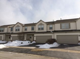 2817 Peachtree Cir, Aurora, IL 60502