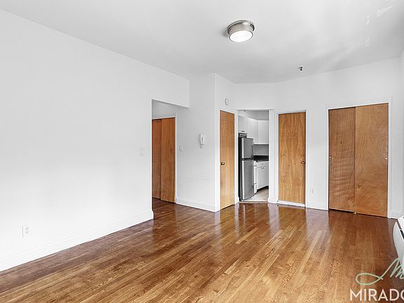 2nd image of 1435 York Ave APT 5G