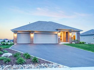2284 Silver Leaf Trl, Cologne, MN 55322