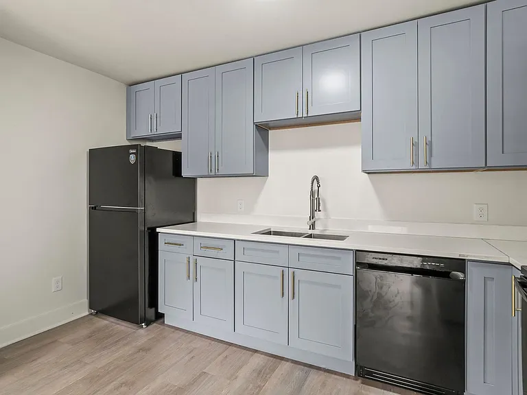 Greenway Trail Apartments — Photo 16
