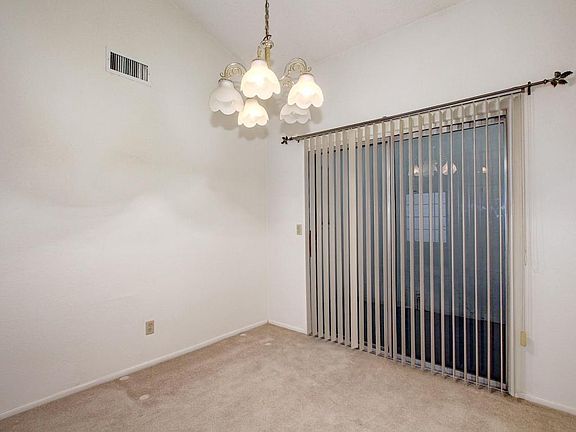 5th image of 1915 S 39th St Unit 110