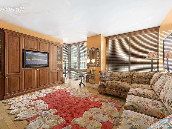 2nd image of 225-227 W 60th St #17C