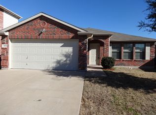 3917 Cane River Rd, Fort Worth, TX 76244