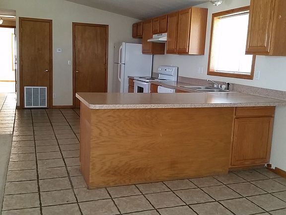 5th image of 1429 Terry Dr